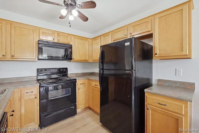 44075 Elm Drive, Sterling Heights, MI 48313