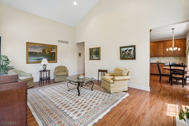 1901 Farley Rd, Tewksbury Twp., NJ 08889