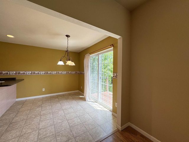 451 OAKVIEW MEADOW STREET, Amherst, WI 54406
