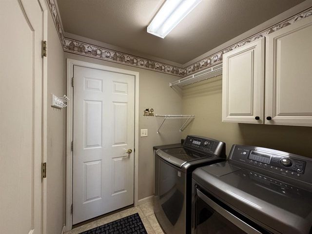 451 OAKVIEW MEADOW STREET, Amherst, WI 54406