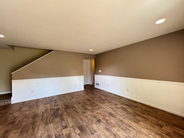 451 OAKVIEW MEADOW STREET, Amherst, WI 54406