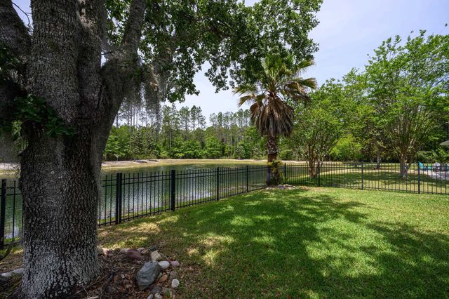 221 Clear Creek Ct, St Augustine, FL 32095