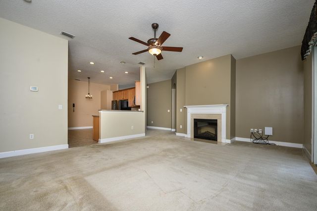 221 Clear Creek Ct, St Augustine, FL 32095