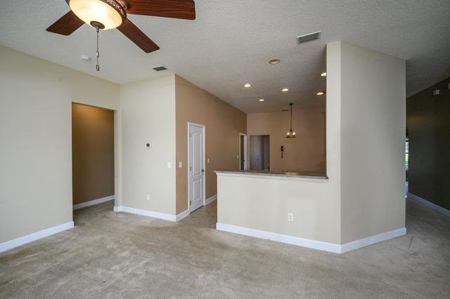 221 Clear Creek Ct, St Augustine, FL 32095
