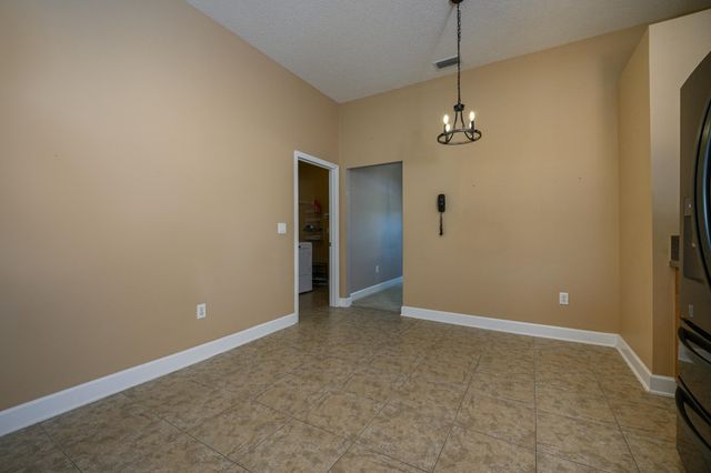 221 Clear Creek Ct, St Augustine, FL 32095