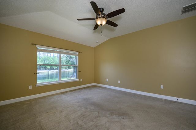 221 Clear Creek Ct, St Augustine, FL 32095