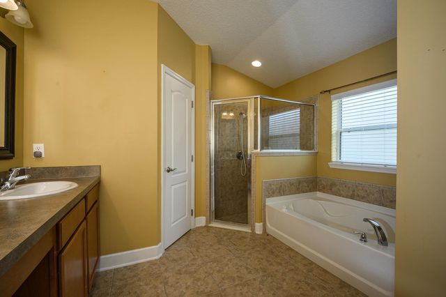 221 Clear Creek Ct, St Augustine, FL 32095