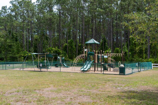 221 Clear Creek Ct, St Augustine, FL 32095