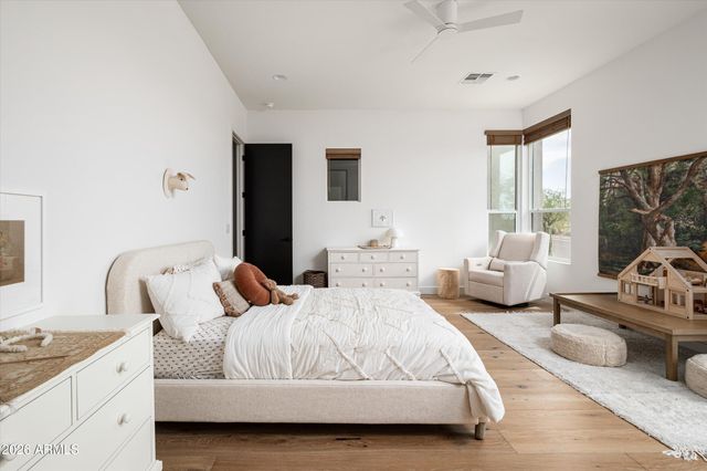 5724 E Moura Drive, Cave Creek, AZ 85331