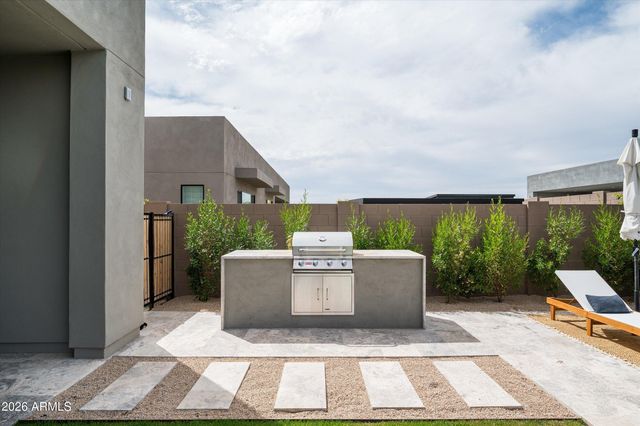 5724 E Moura Drive, Cave Creek, AZ 85331