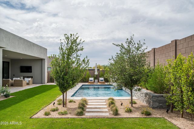 5724 E Moura Drive, Cave Creek, AZ 85331