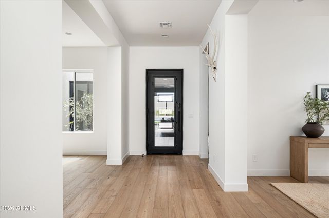 5724 E Moura Drive, Cave Creek, AZ 85331