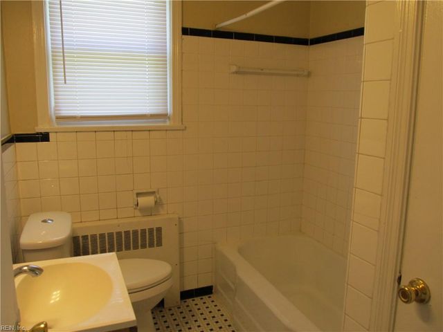 5005 Winchester AVE, Portsmouth, VA 23707