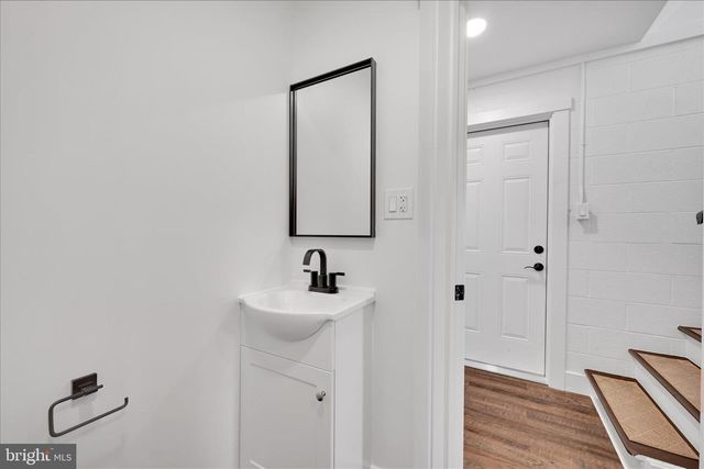 4 TRUCE RD, New Providence, PA 17560