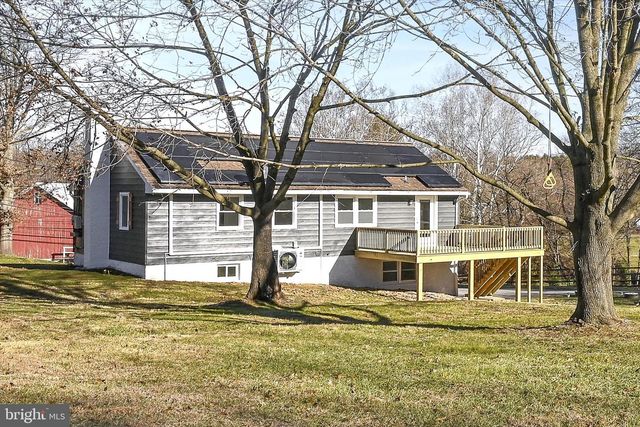 4 TRUCE RD, New Providence, PA 17560