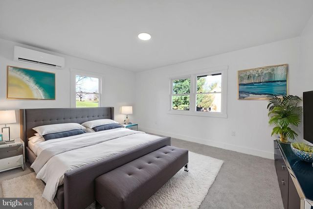 4 TRUCE RD, New Providence, PA 17560