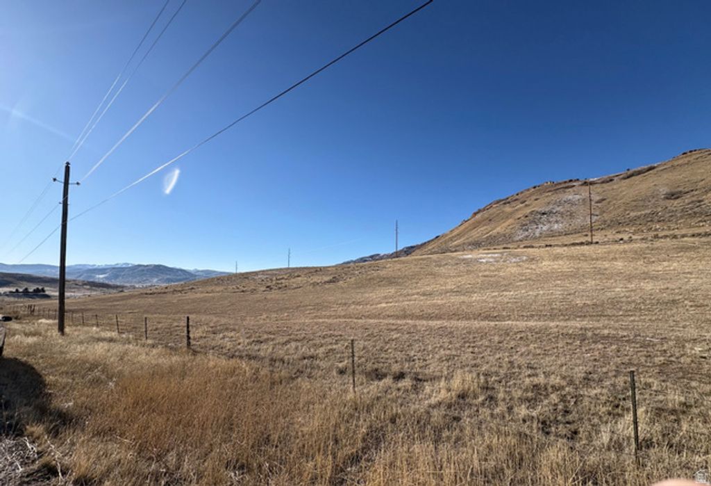 2687 N EAST HENEFER RD # 1, Henefer, UT 84033 — photo 2