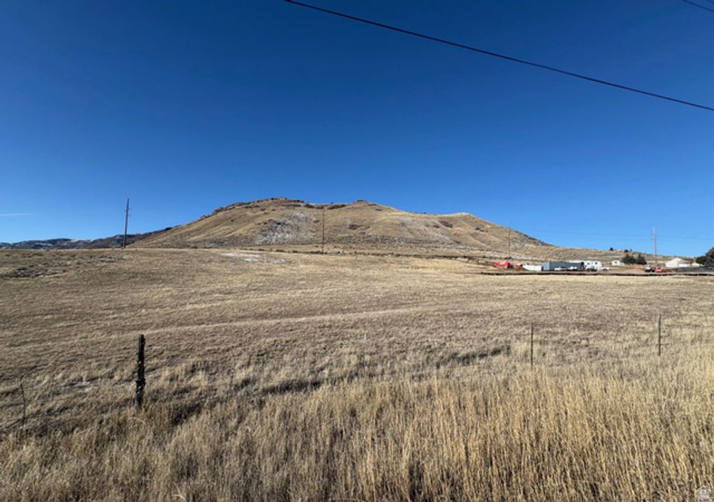 2687 N EAST HENEFER RD # 1, Henefer, UT 84033 — photo 3