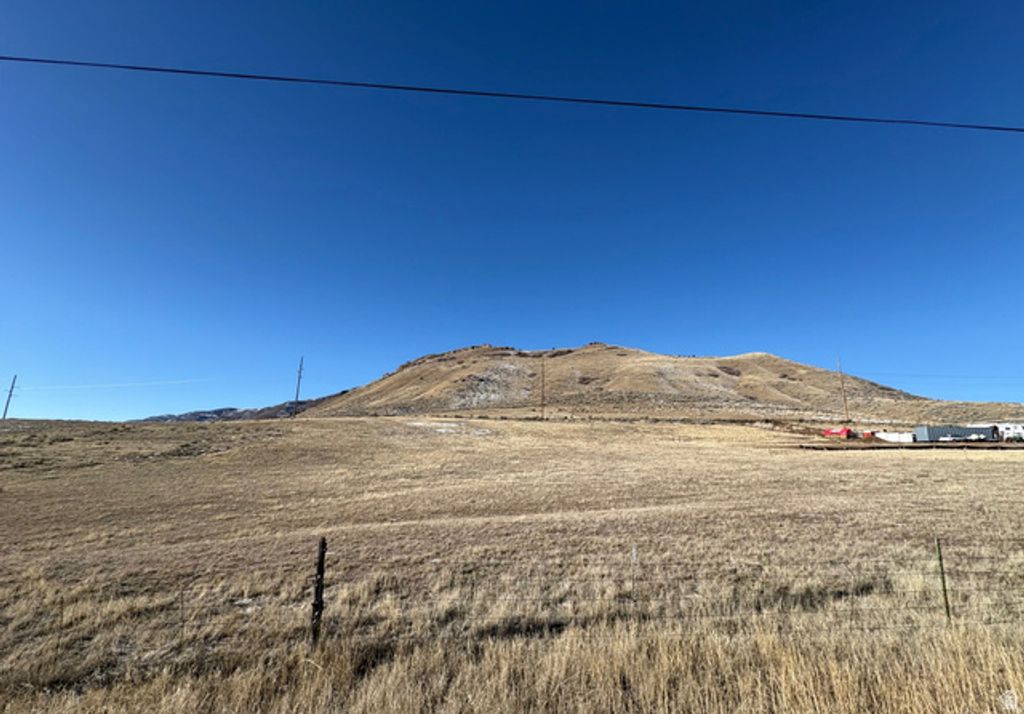 2687 N EAST HENEFER RD # 1, Henefer, UT 84033 — photo 4