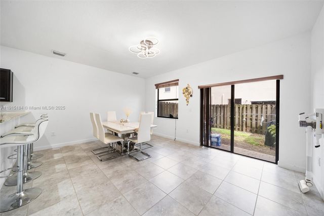 15053 SW 115th Ter ., Miami, FL 33196