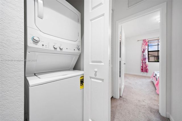 15053 SW 115th Ter ., Miami, FL 33196