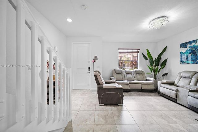 15053 SW 115th Ter ., Miami, FL 33196