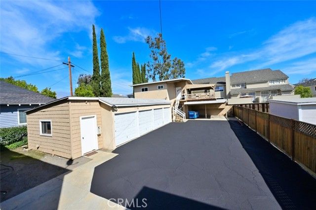 902 S MARENGO Avenue, Pasadena, CA 91106