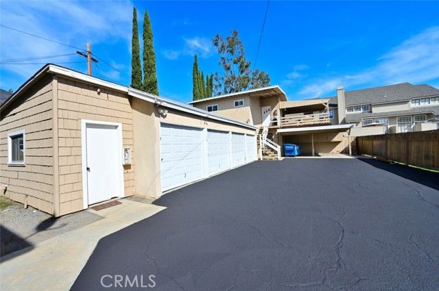 902 S MARENGO Avenue, Pasadena, CA 91106