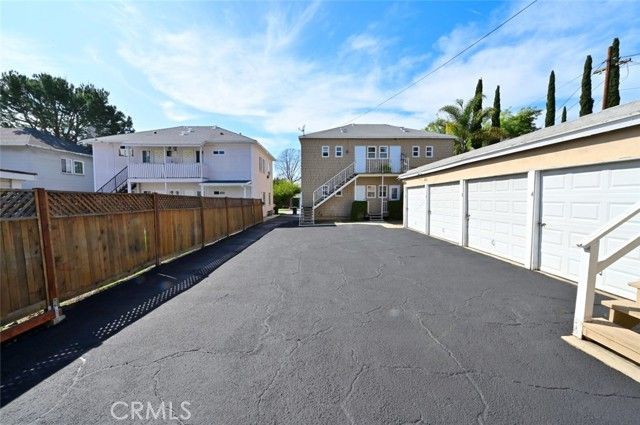 902 S MARENGO Avenue, Pasadena, CA 91106