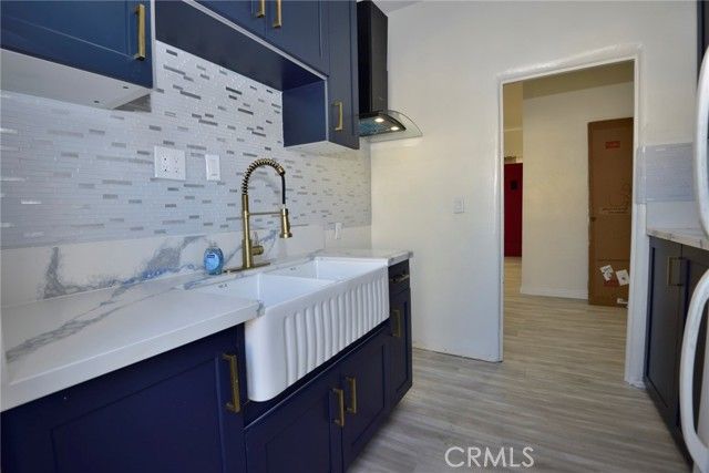 902 S MARENGO Avenue, Pasadena, CA 91106