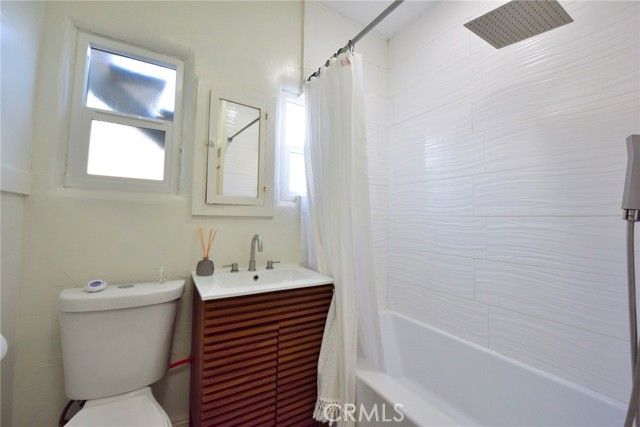 902 S MARENGO Avenue, Pasadena, CA 91106