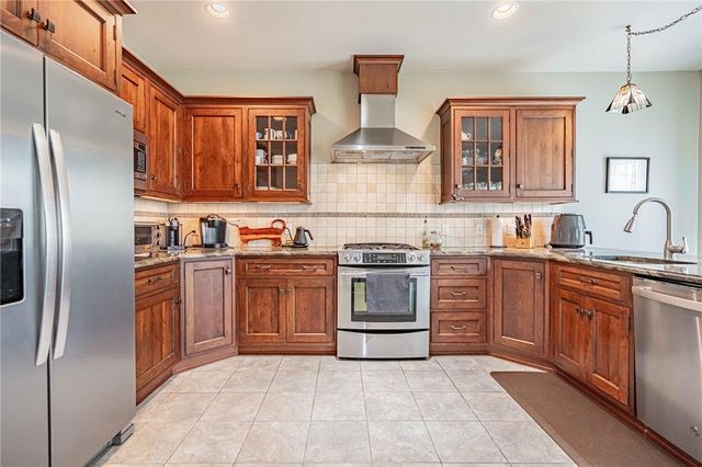 1885 Hemming Way, South Whitehall Twp, PA 18069