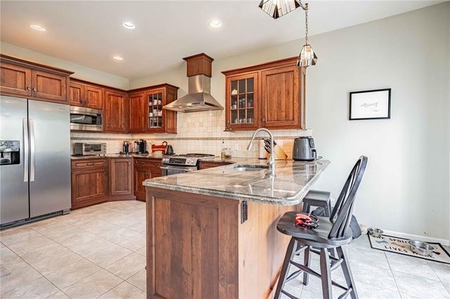 1885 Hemming Way, South Whitehall Twp, PA 18069
