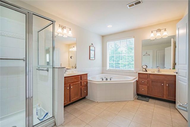 1885 Hemming Way, South Whitehall Twp, PA 18069