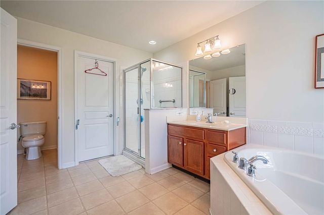 1885 Hemming Way, South Whitehall Twp, PA 18069