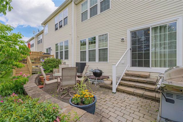 1885 Hemming Way, South Whitehall Twp, PA 18069