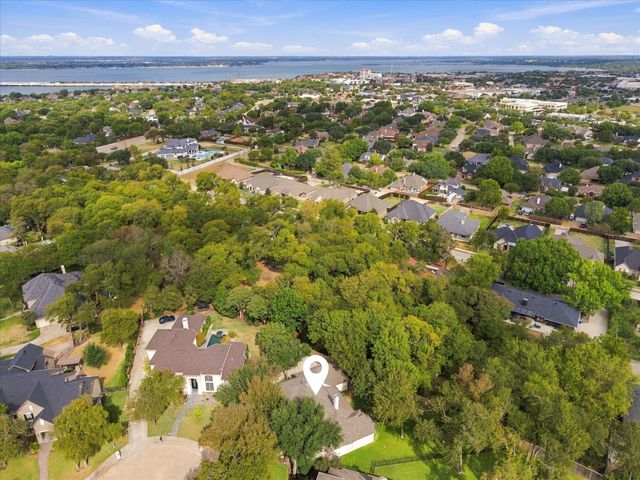 4660 Greenbriar Court, Rockwall, TX 75032