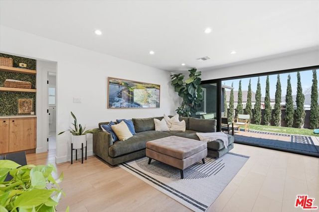 19502 Donora Avenue, Torrance, CA 90503