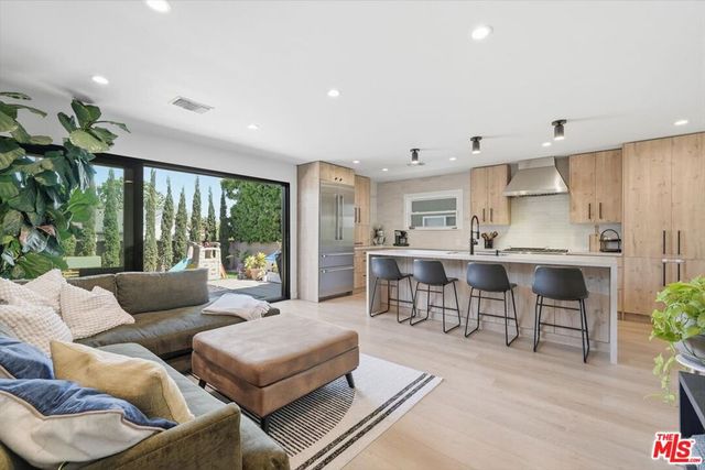 19502 Donora Avenue, Torrance, CA 90503
