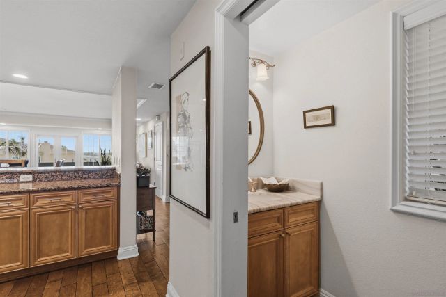 1128 Las Flores, Carlsbad, CA 92008