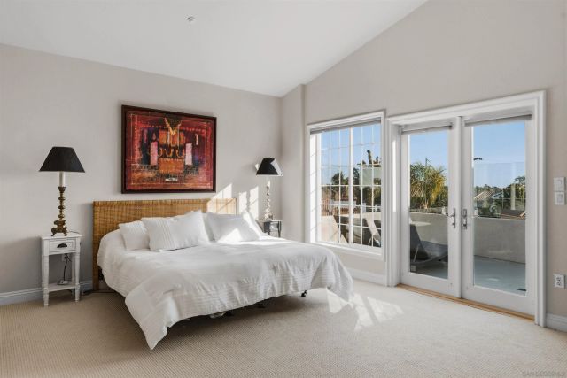 1128 Las Flores, Carlsbad, CA 92008
