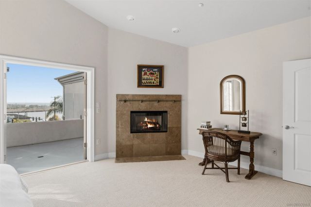 1128 Las Flores, Carlsbad, CA 92008