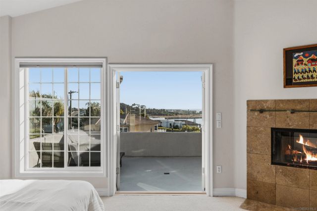 1128 Las Flores, Carlsbad, CA 92008