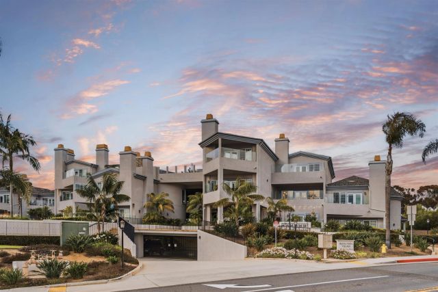 1128 Las Flores, Carlsbad, CA 92008