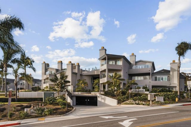 1128 Las Flores, Carlsbad, CA 92008