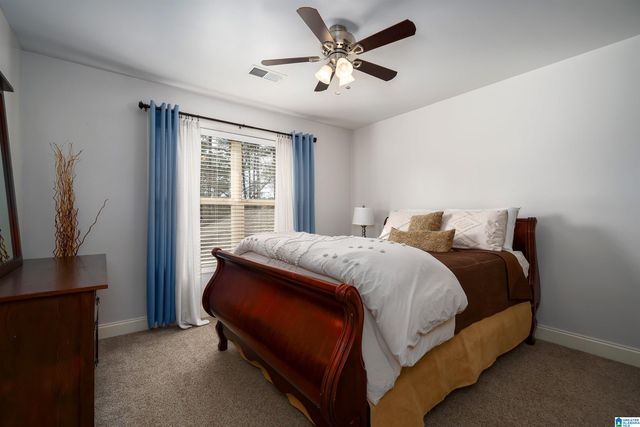 562 WOODBRIDGE TRACE, Chelsea, AL 35043