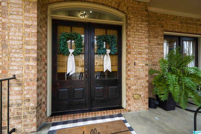 562 WOODBRIDGE TRACE, Chelsea, AL 35043