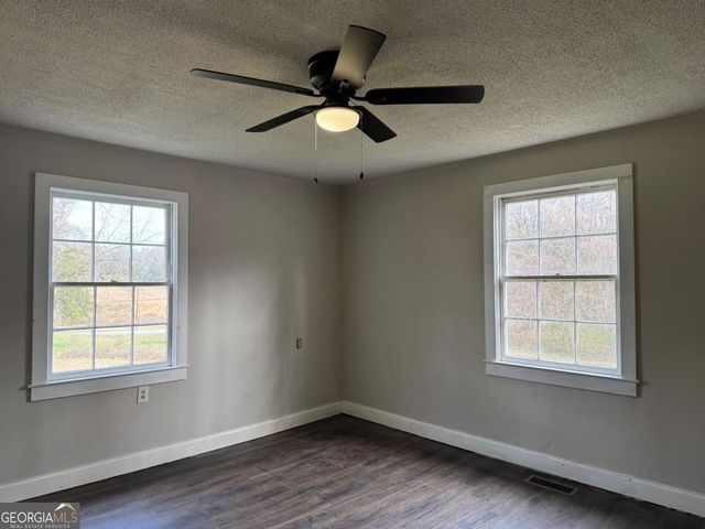 734 Bowersville Road, Carnesville, GA 30521