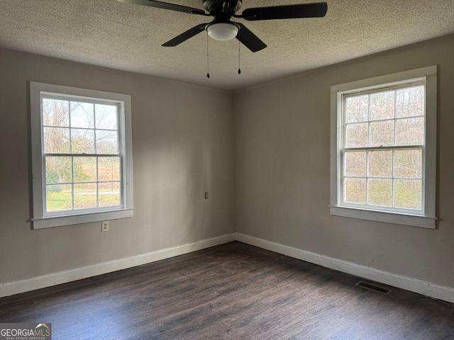 734 Bowersville Road, Carnesville, GA 30521