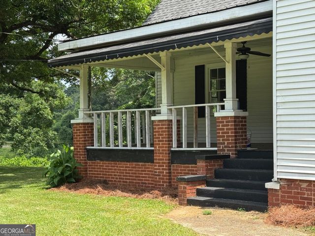734 Bowersville Road, Carnesville, GA 30521